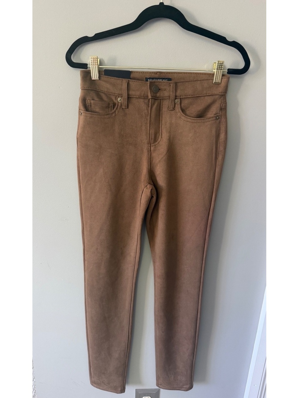 NWT! Banana Republic Suede Skinny Pant
